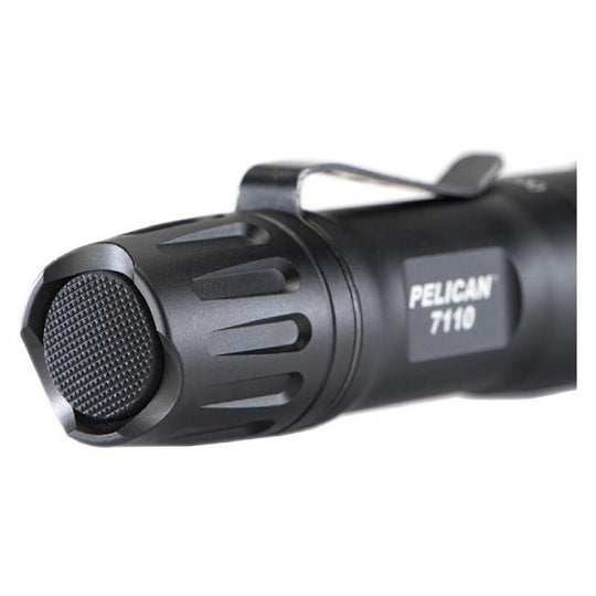 PELICAN 7100 TACTICAL FLASHLIGHT